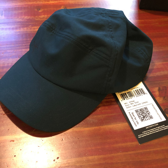 arcteryx elaho hat